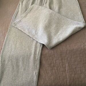 Old Navy Heather Gray Wide Leg Sweatpants